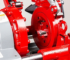 Рабочие зоны электрического резьбонарезного станка Esson ElectricCut-50HW2